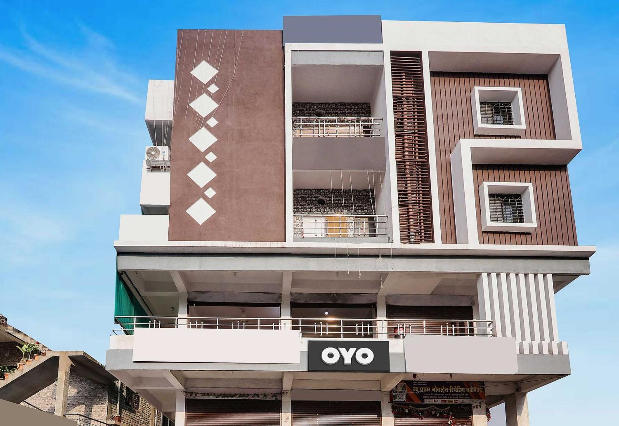 Oyo Hotel Blackgold Chandrapur Exterior photo